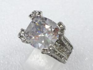 クリスタル　指輪(17号)